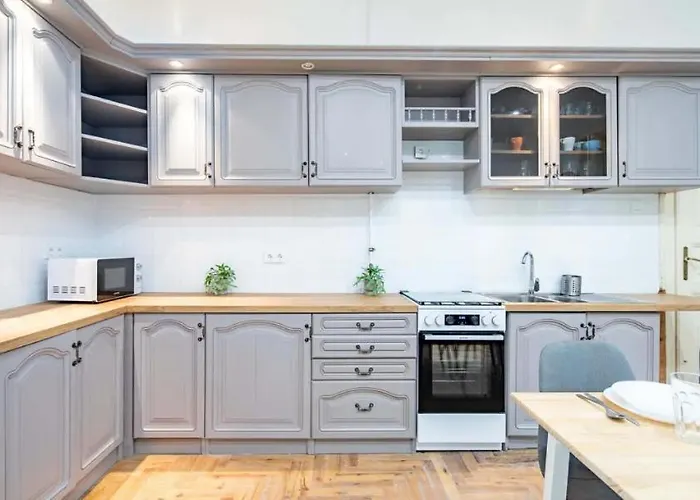Cityscape Budget Summer Flat * Budapest