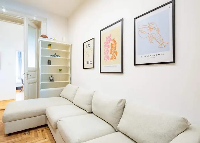 Apartamento Cityscape Budget Summer Flat