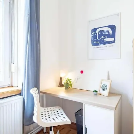 Cityscape Budget Summer Flat Apartment