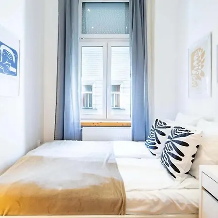 Cityscape Budget Summer Flat