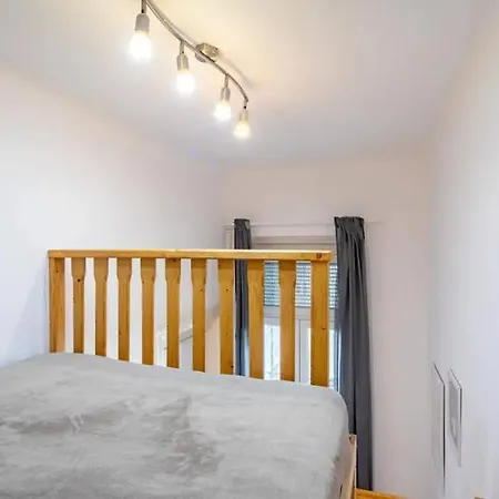 Apartment Cityscape Budget Summer Flat Budapest