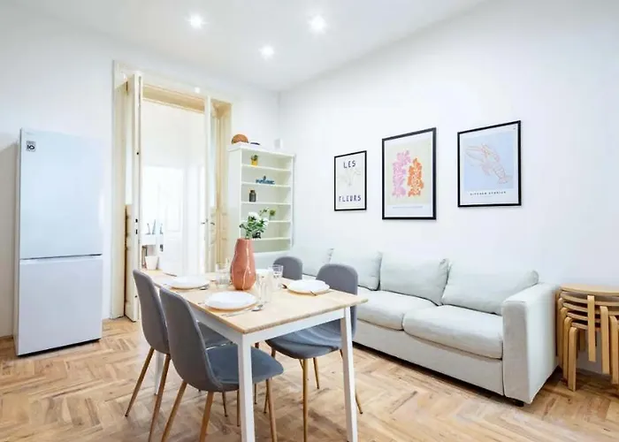 Cityscape Budget Summer Flat Apartament *