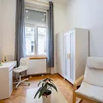 Cityscape Budget Summer Flat * Budapest