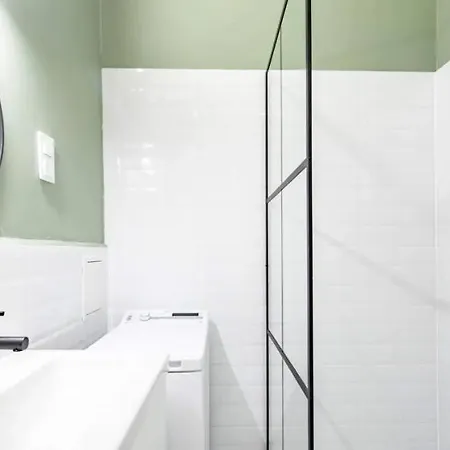 Apartman Cityscape Budget Summer Flat
