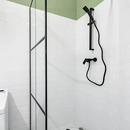 Apartman Cityscape Budget Summer Flat *
