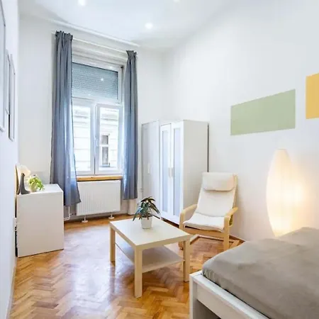 Apartmán Cityscape Budget Summer Flat